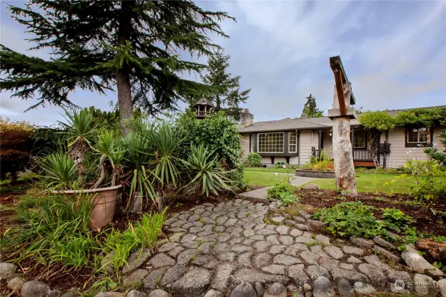 Garden path to front door