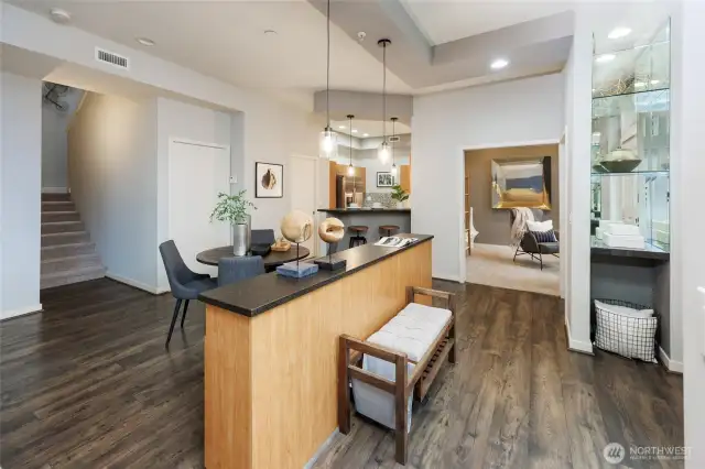 Smart, Flowing Floorplan