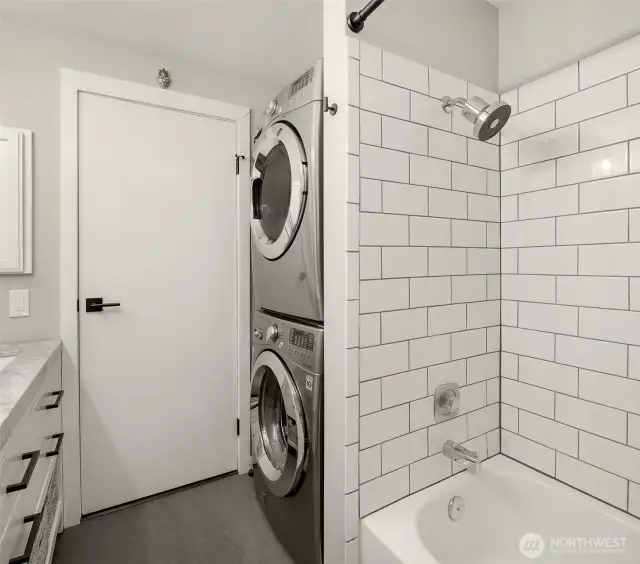 In unit washer and dryer.