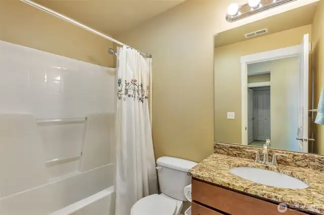 Full bath - upper level 2