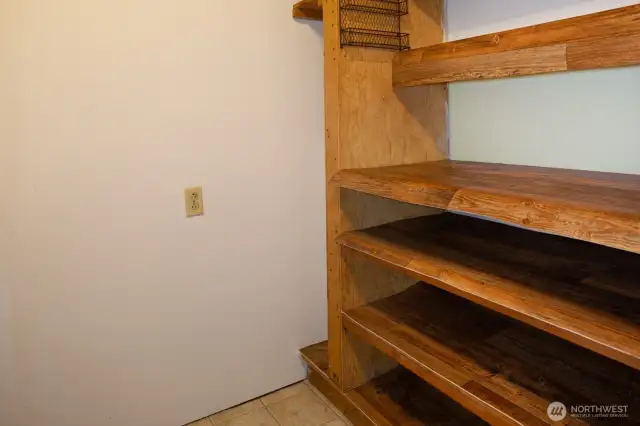 Laundry/pantry off kitchen.