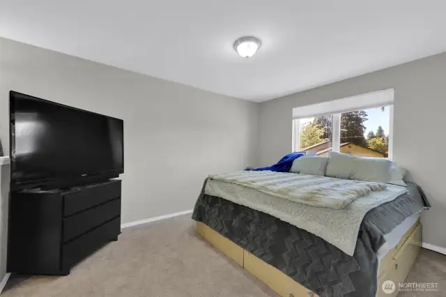 Light and bright primary bedroom.