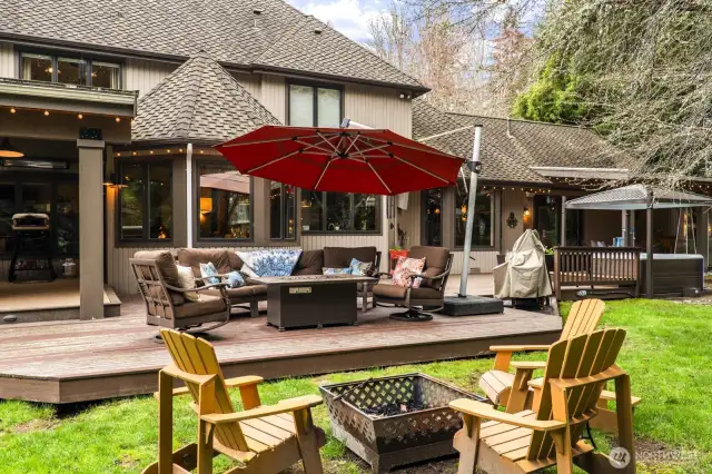 Multiple entertaining and relaxing venues in the yard.