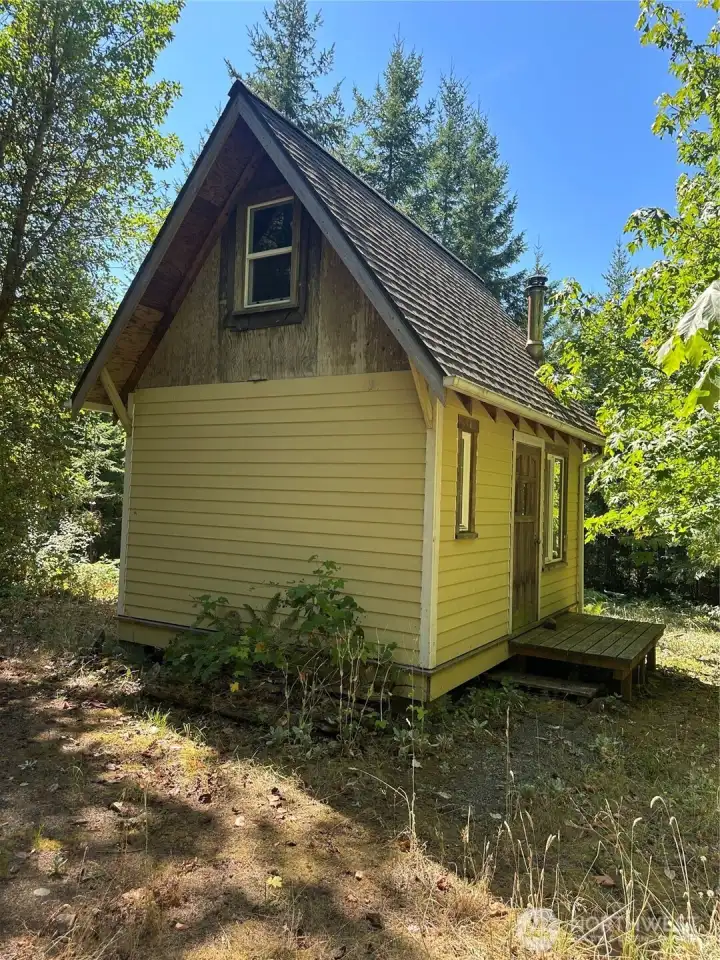 Two story cabin.