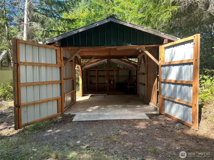 Double door garage entry.