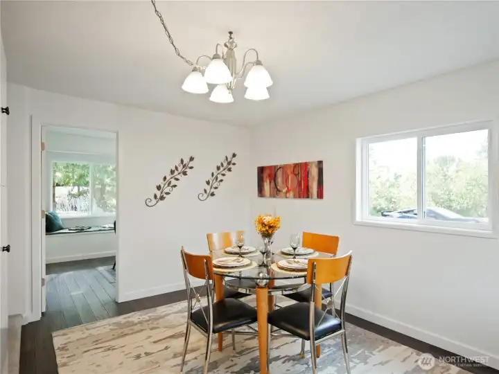 Enjoy meals with a view into the next room—ideal for keeping the conversation going.