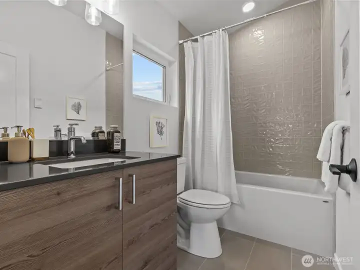 Upper Full Sized Bath. Similar model unit