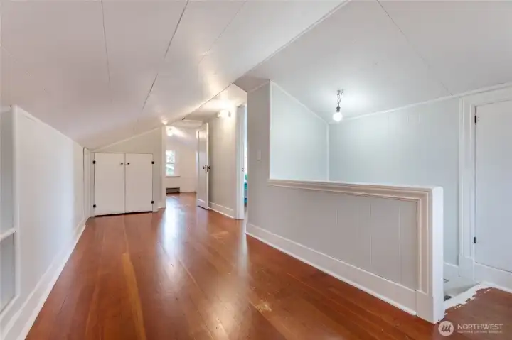 Upstairs landing with desk