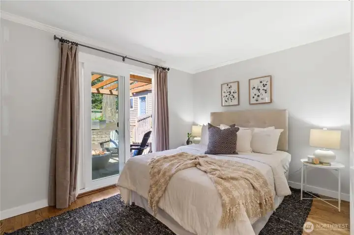 Guest Bedroom w/Exterior Access