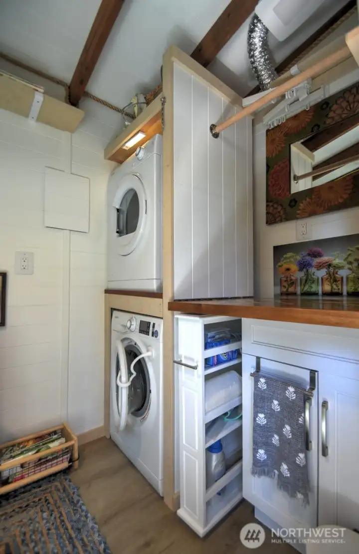 WASHER DRYER, UTILITY SINK