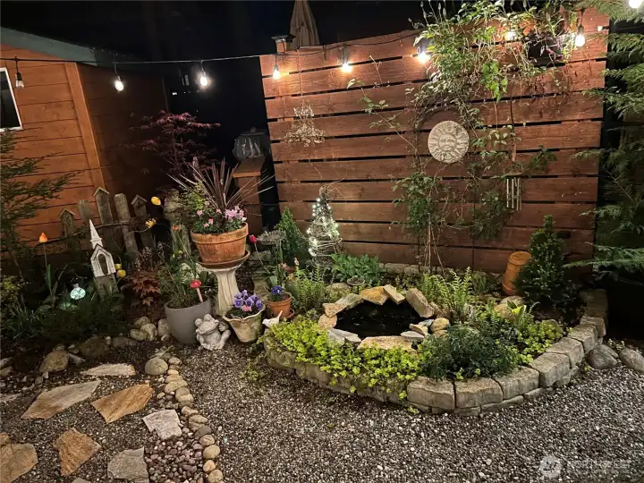 PRISTINE LANDSCAPING AND BEAUTIFUL AT NIGHT