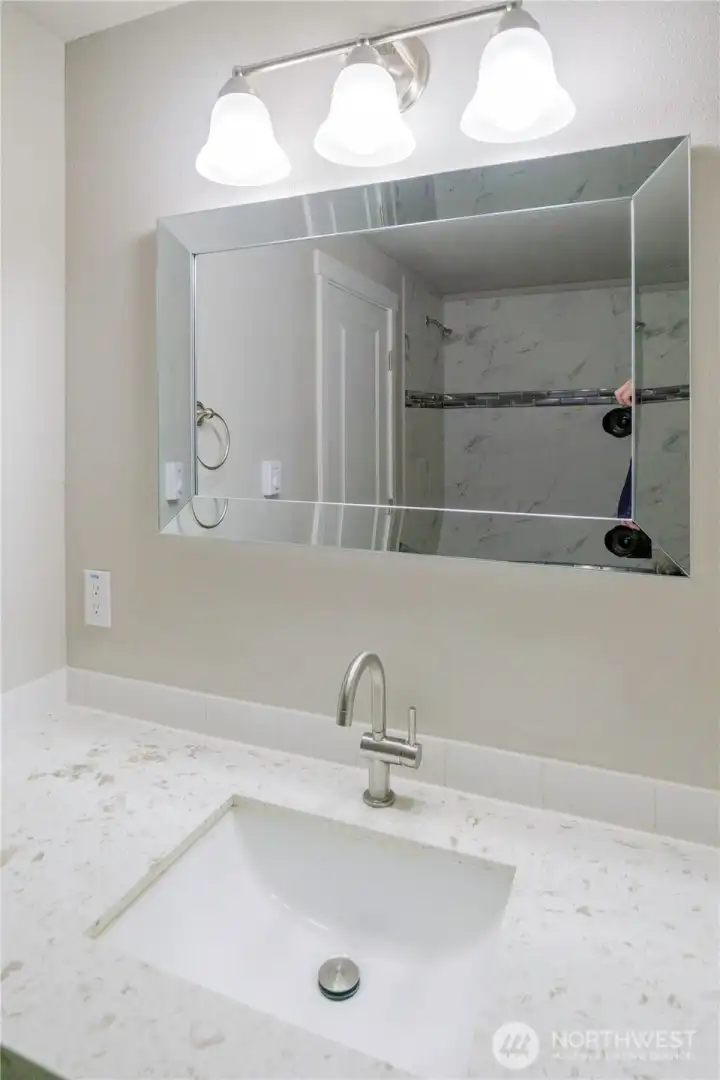 PRIMARY VANITY