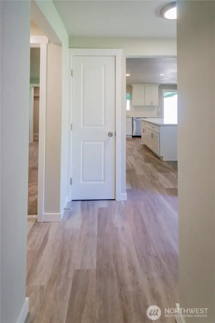 EASY CARE LAMINATE