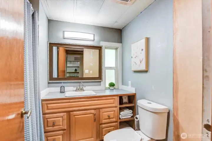Main Bathroom