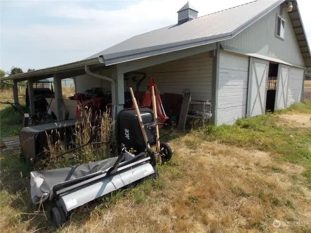 Barn lean-to.