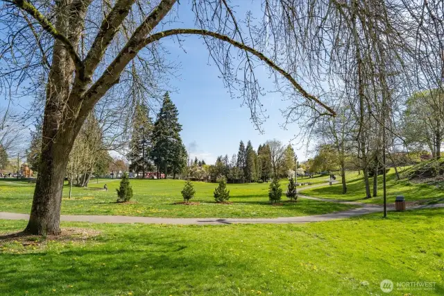 Othello Park is only 1 block away.