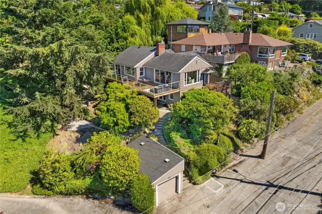 Home sits above 59th and 5 mins from Alki