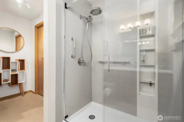 Luxury Kohler shower stall