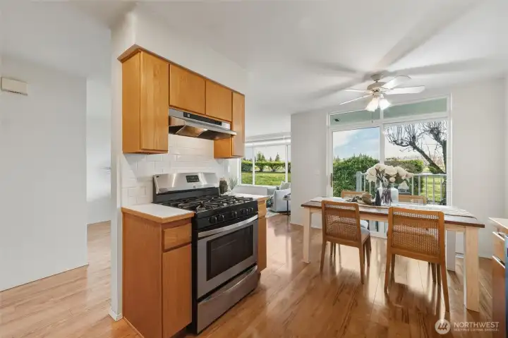 Looking toward the dining room that opens to a nice patio/deck that has views of Mt Baker.