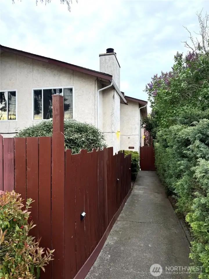 Private entrance to the main floor unit 8848