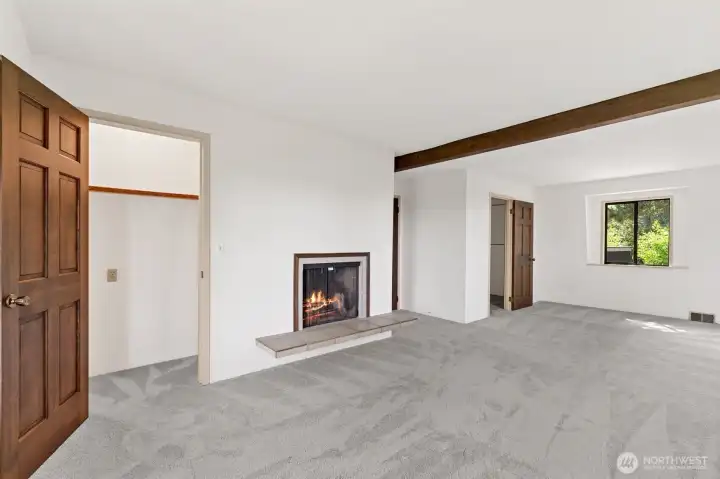 Upper Level Primary Suite