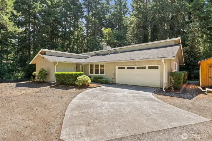 Welcome to 4938 Hilton Rd NE, Olympia