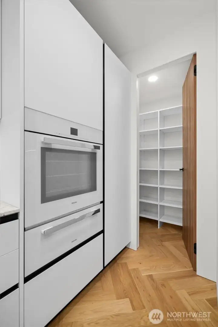 Walk-in Pantry. Walk-in Pantry.