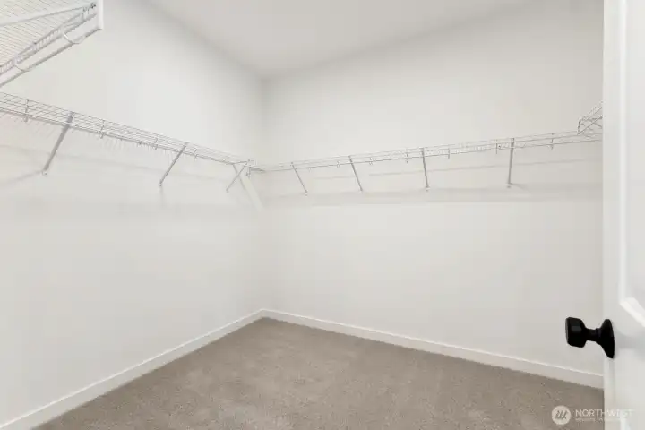 Photos are of a completed home and finishes and colors may vary. Photos are of a completed home and finishes and colors may vary.