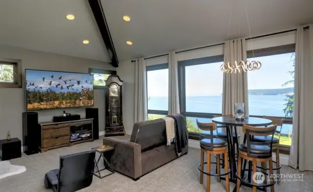 Family room with TV and breakfast area