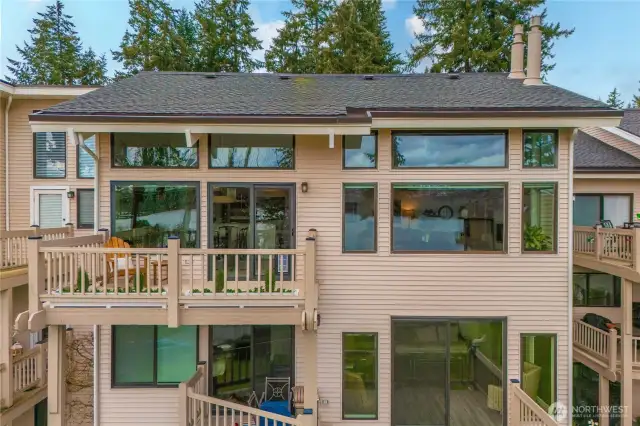 Upper level condo (no one above you).