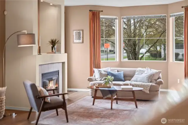 Bright and cozy living room.