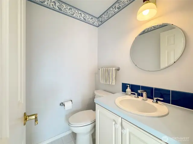 1/2 Bath