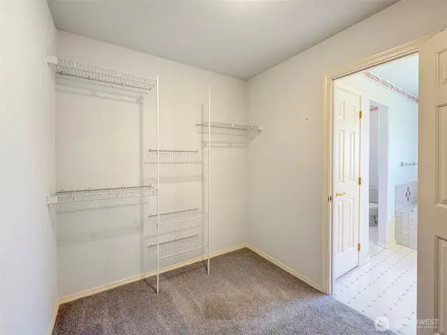 walk in closet