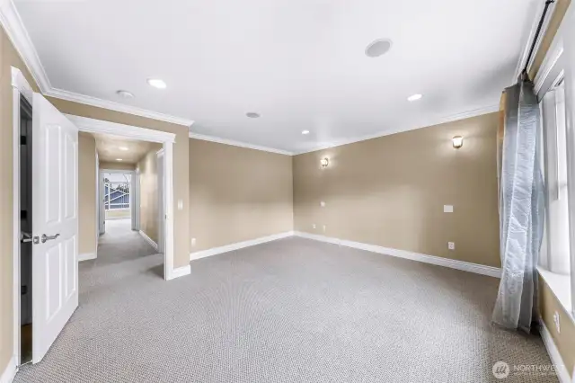 Primary suite