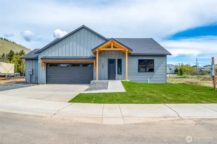 1,948 sf 3 bed 2.25 bath planned house.