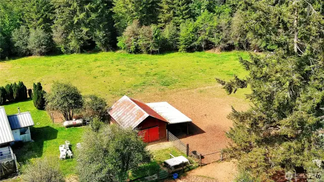 Additional smaller barn for storage or....