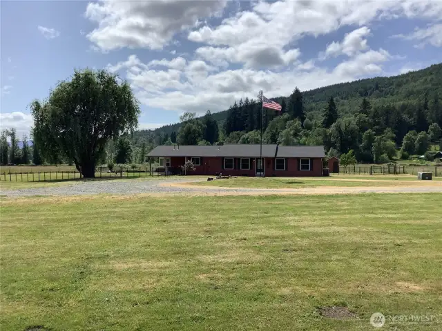 10 acres of beautiful, flat, useable land!