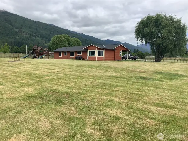 Back of house view from back yard.. remember this is 10 flat usable acres!