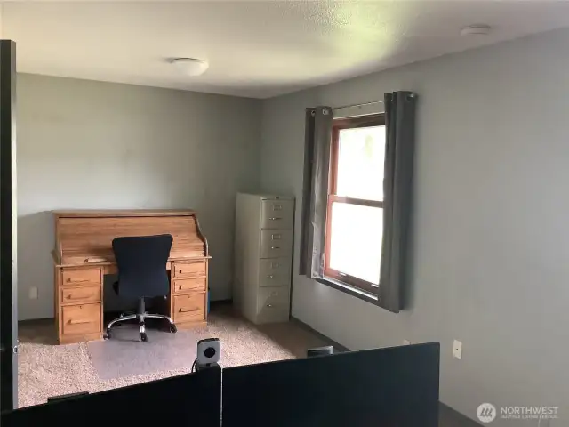 3rd bedroom or could be hobby room
