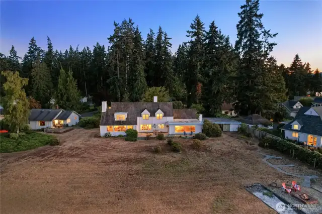 Your dream home is waiting.  Don't let the sun set on your chance to own this magnificent one-of-a-kind property!
