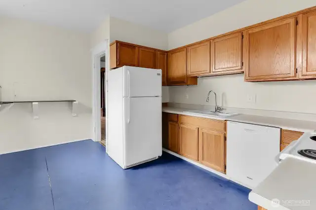 Good sized kitchen is ready for your vision.
