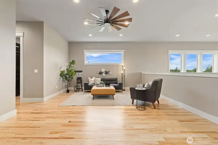 Loft/Bonus w/ VIEWS & additional storage.