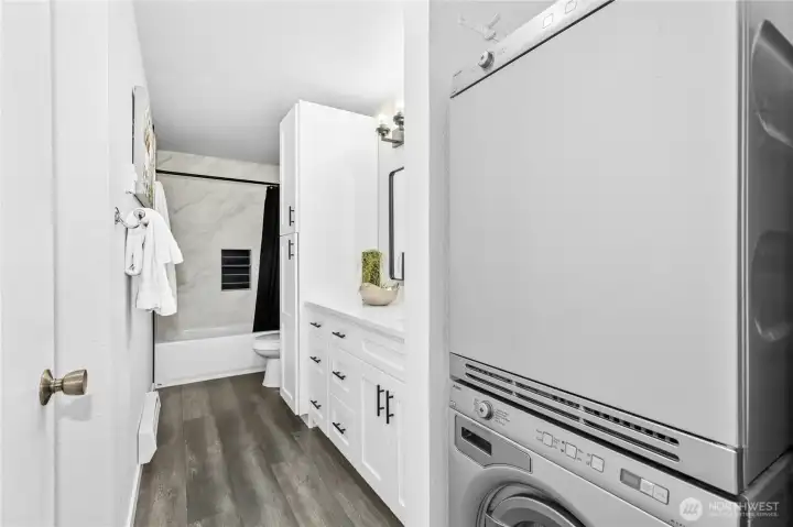 In-unit washer and dryer.