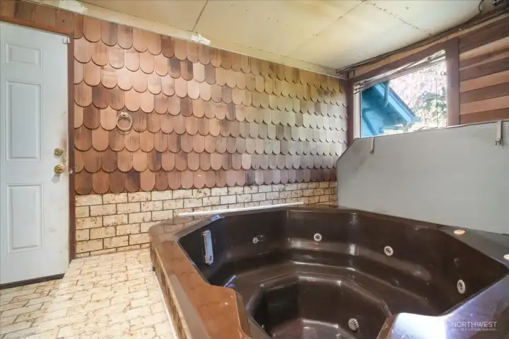 Hot tub room