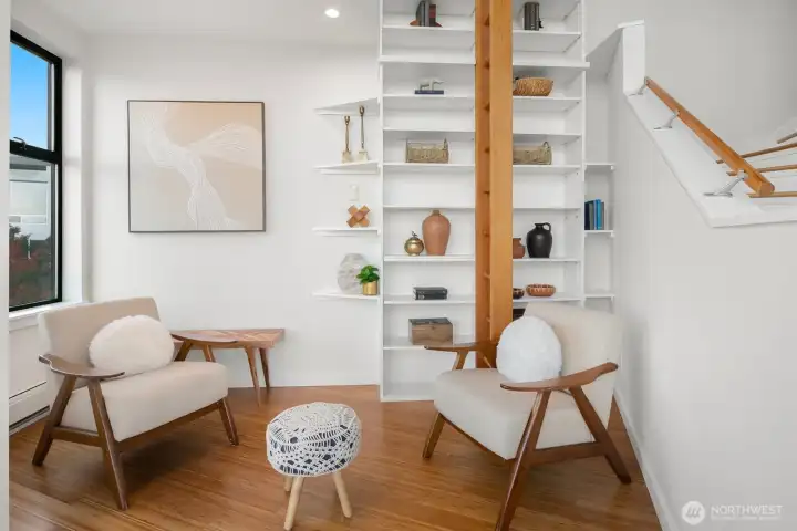 Finally a proper bookshelf for your collections