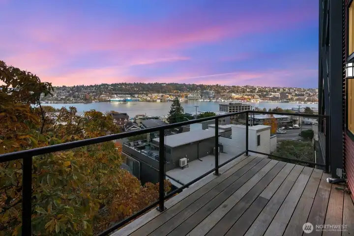 With a gas hook up this is the perfect place for grilling outdoors