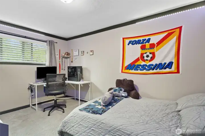 Upstairs bedroom 1