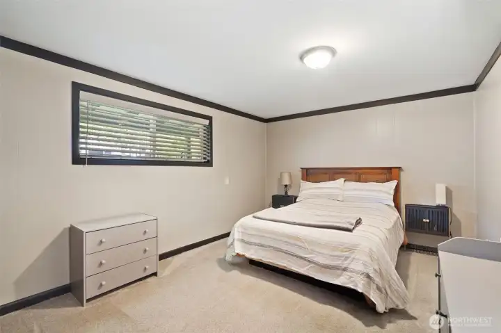 Upstairs bedroom 2