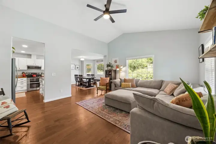 Family gives way to dining room and kitchen Family gives way to dining room and kitchen