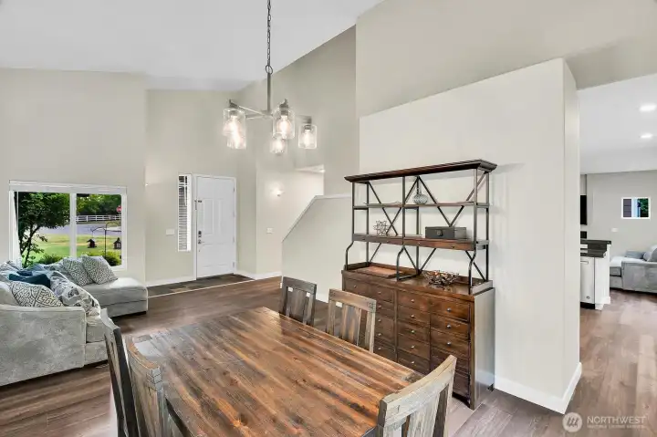 Dining Room View to Entry